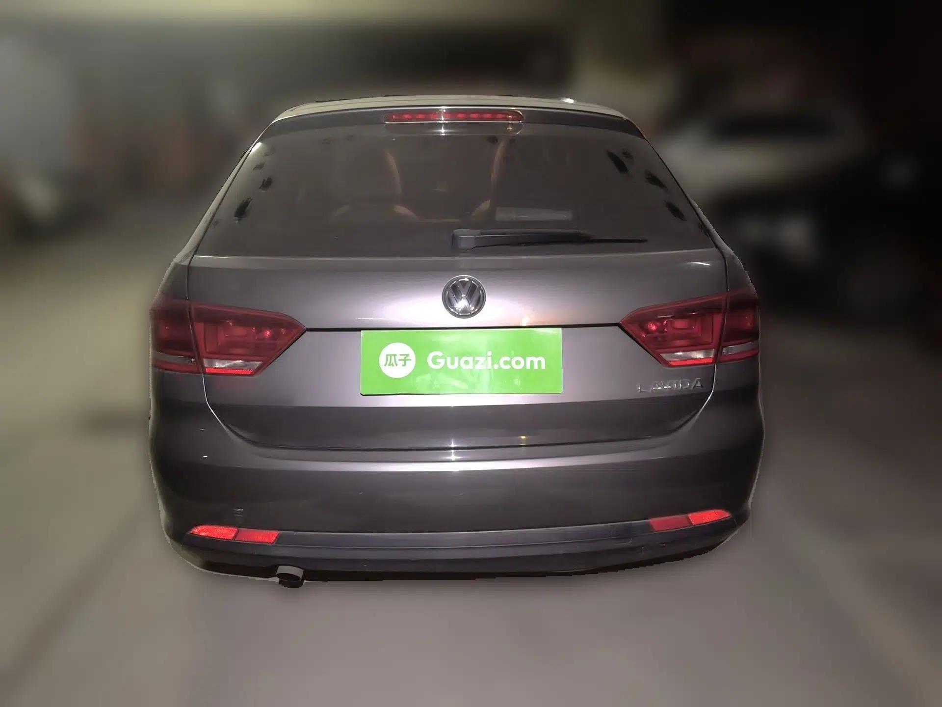 Volkswagen Gran Lavida 2013 1.6L Manual Fashion Model — миниатюра 5