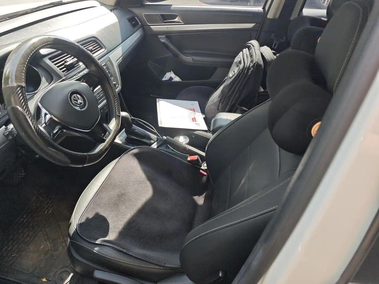 Volkswagen Gran Lavida 2015 1.6L Automatic Comfort Edition — миниатюра 15