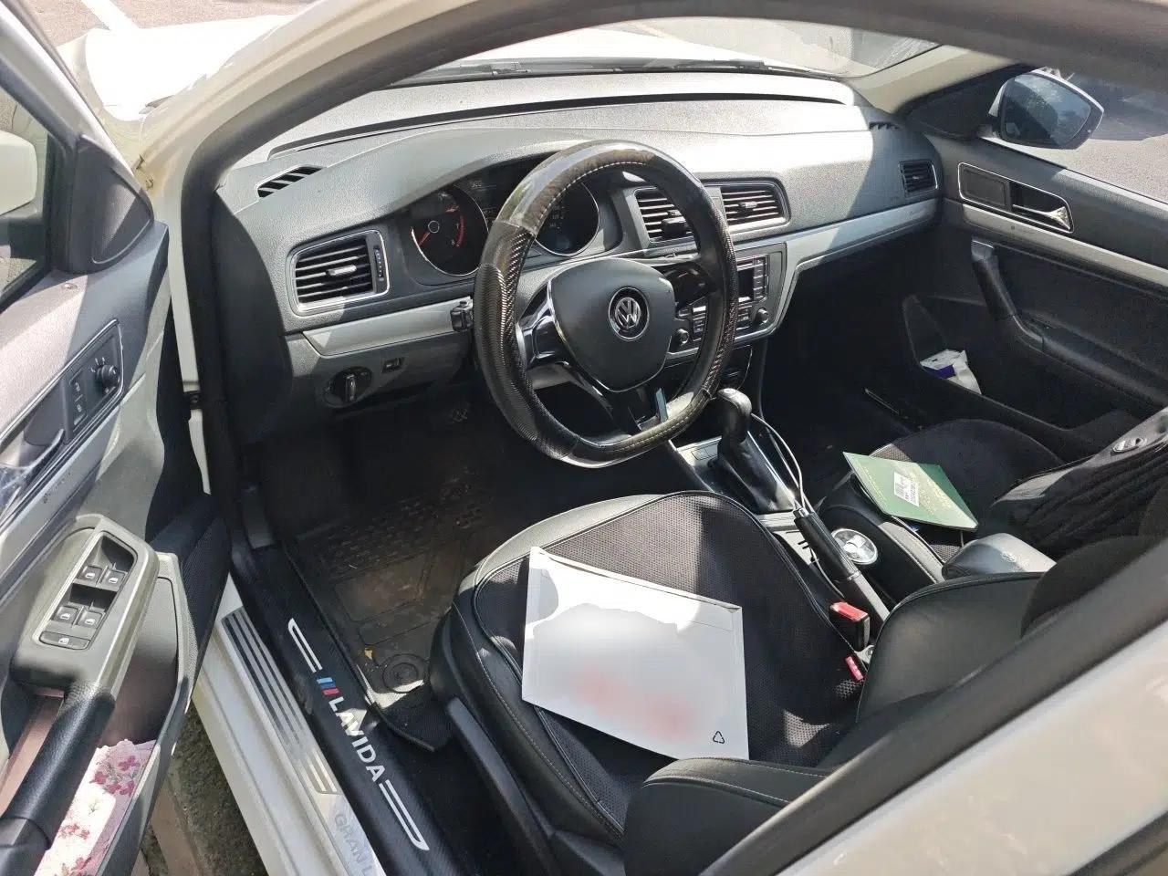 Volkswagen Gran Lavida 2015 1.6L Automatic Comfort Edition — миниатюра 16