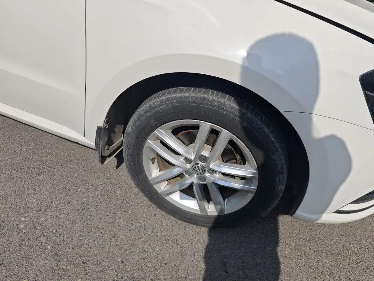 Volkswagen Gran Lavida 2015 1.6L Automatic Comfort Edition — миниатюра 8