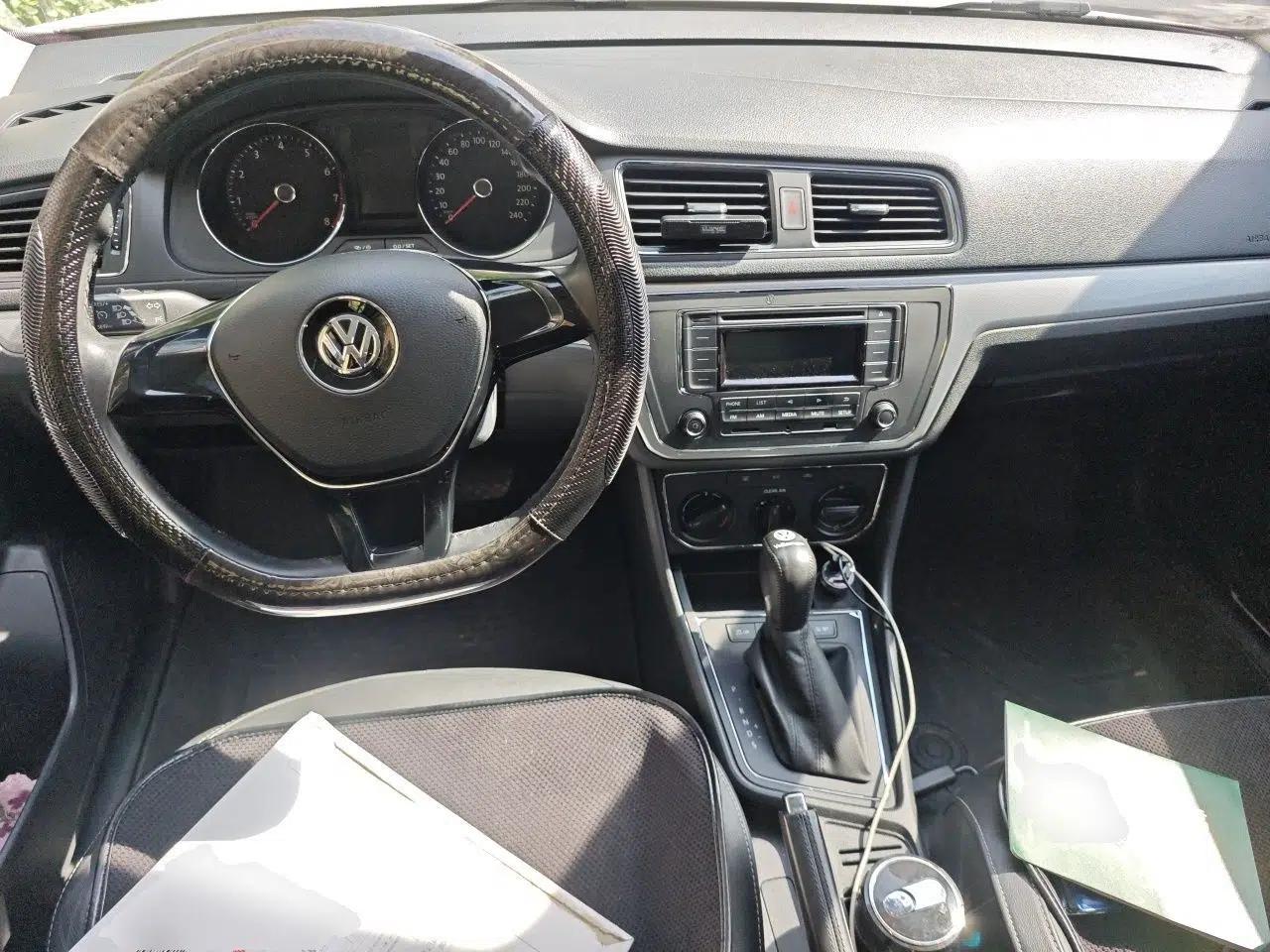 Volkswagen Gran Lavida 2015 1.6L Automatic Comfort Edition — миниатюра 9