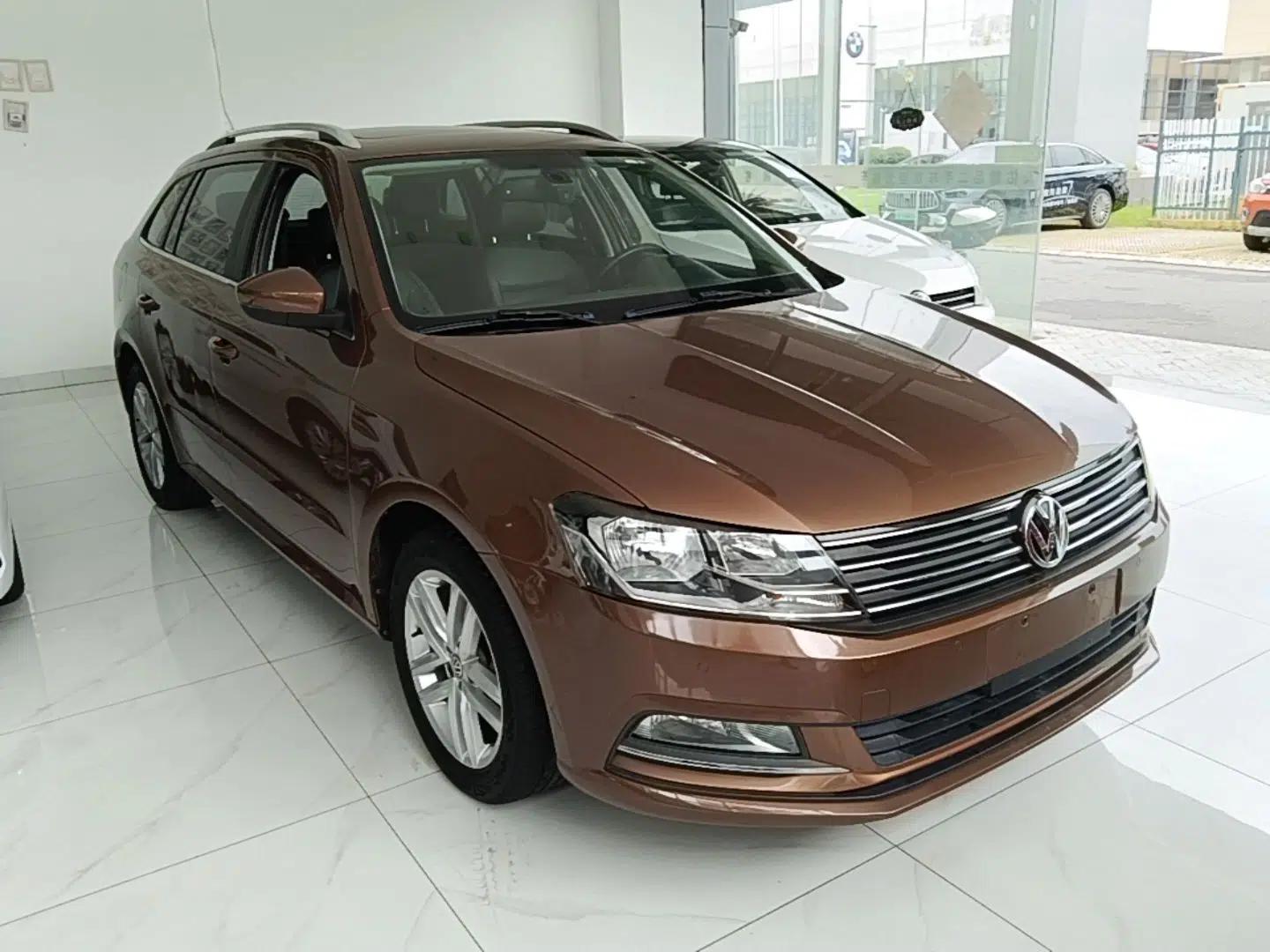Volkswagen Gran Lavida 2015 1.6L Automatic Comfort Edition — миниатюра 12