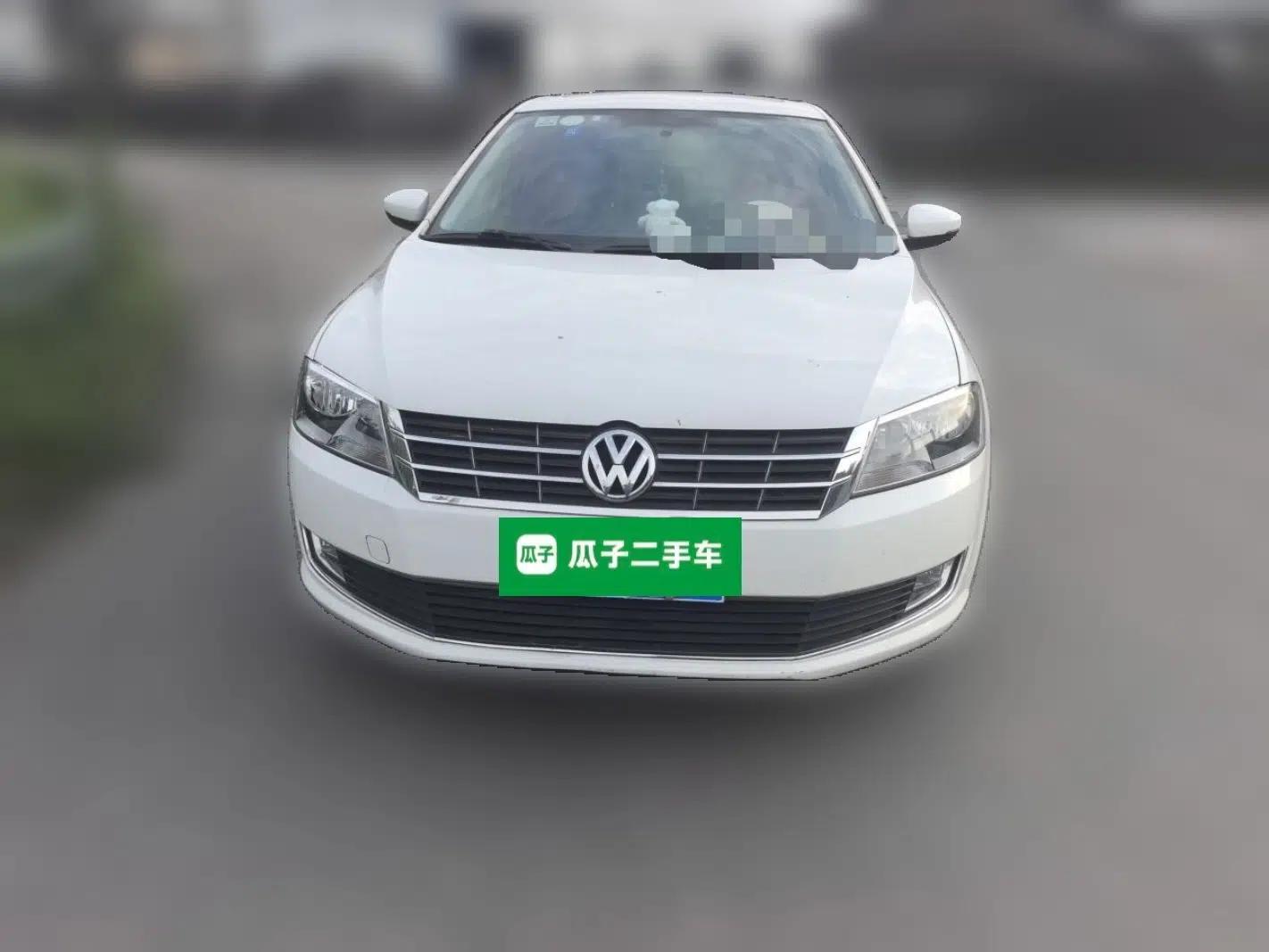Volkswagen Gran Lavida 2013 1.6L Automatic Comfort Model — миниатюра 2
