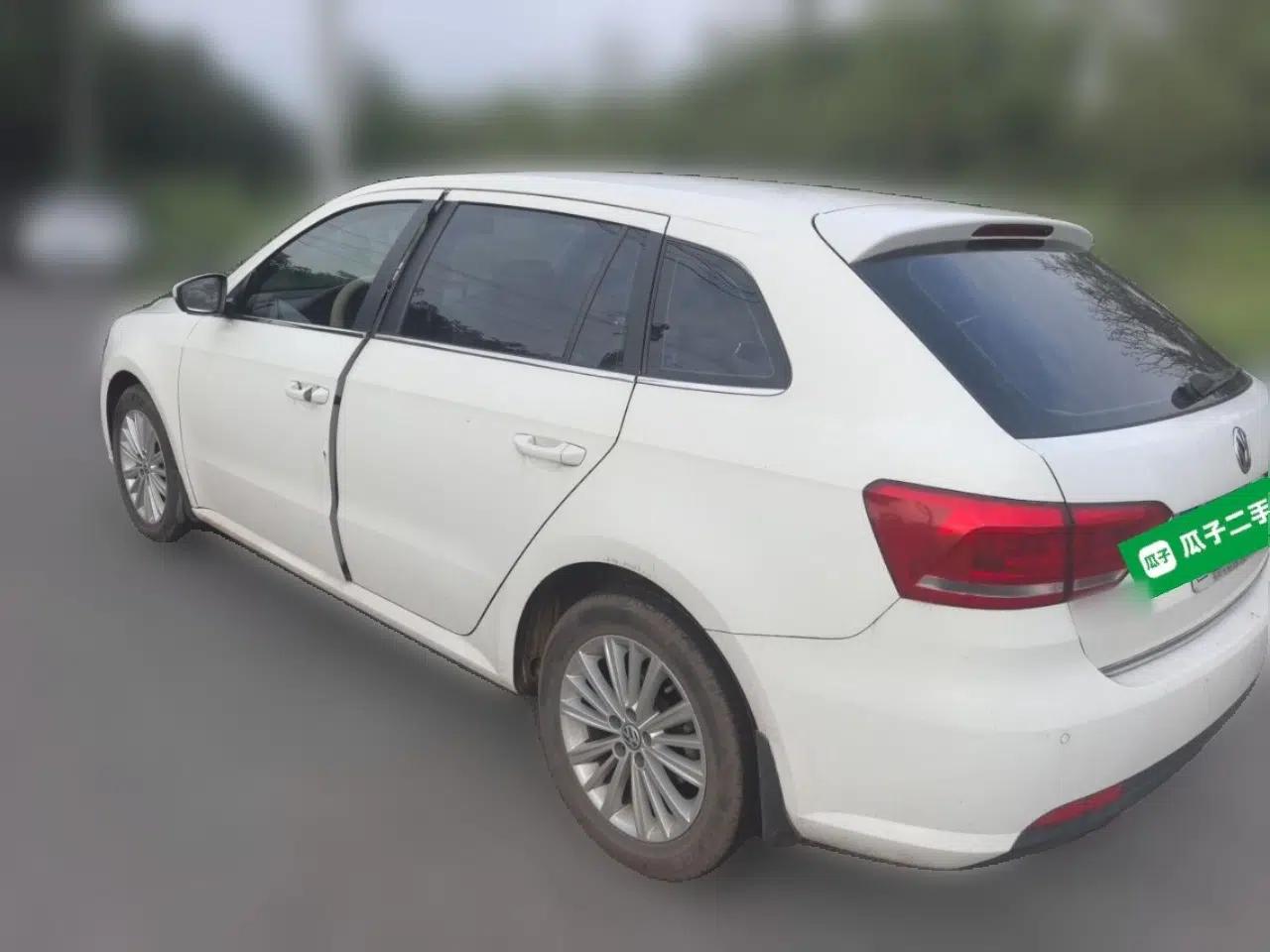 Volkswagen Gran Lavida 2013 1.6L Automatic Comfort Model — миниатюра 4
