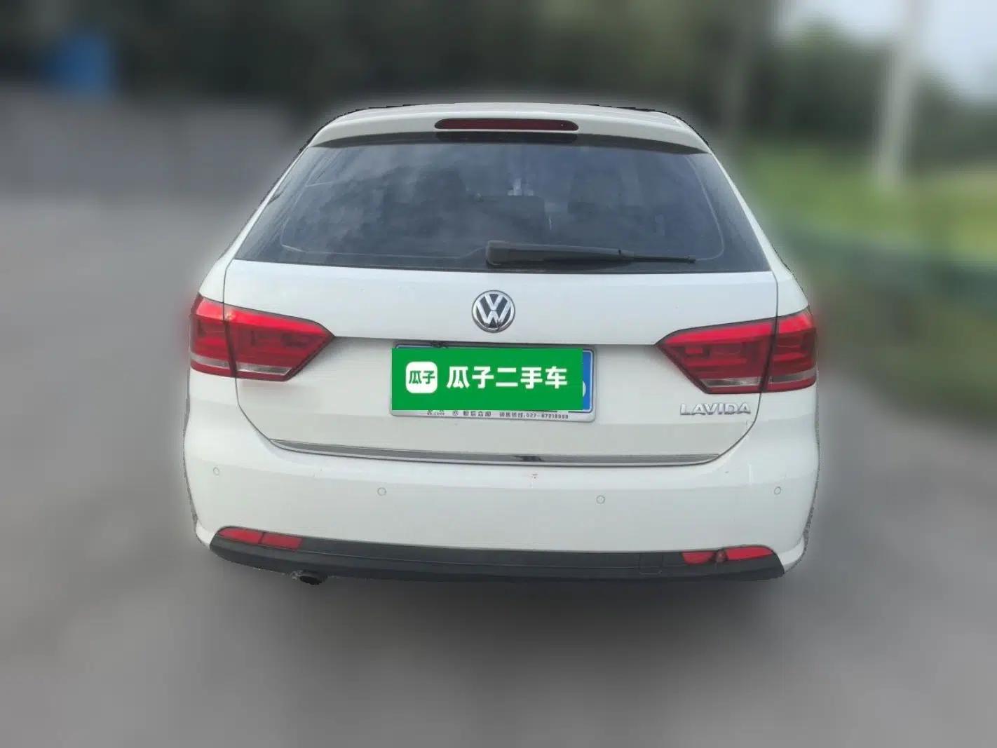 Volkswagen Gran Lavida 2013 1.6L Automatic Comfort Model — миниатюра 5