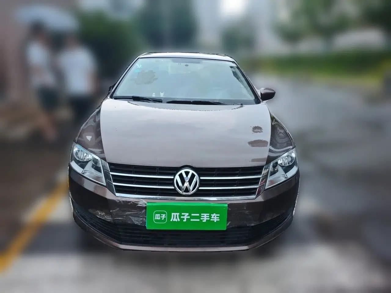 Volkswagen Gran Lavida 2013 1.6L Automatic Fashion Model — миниатюра 2