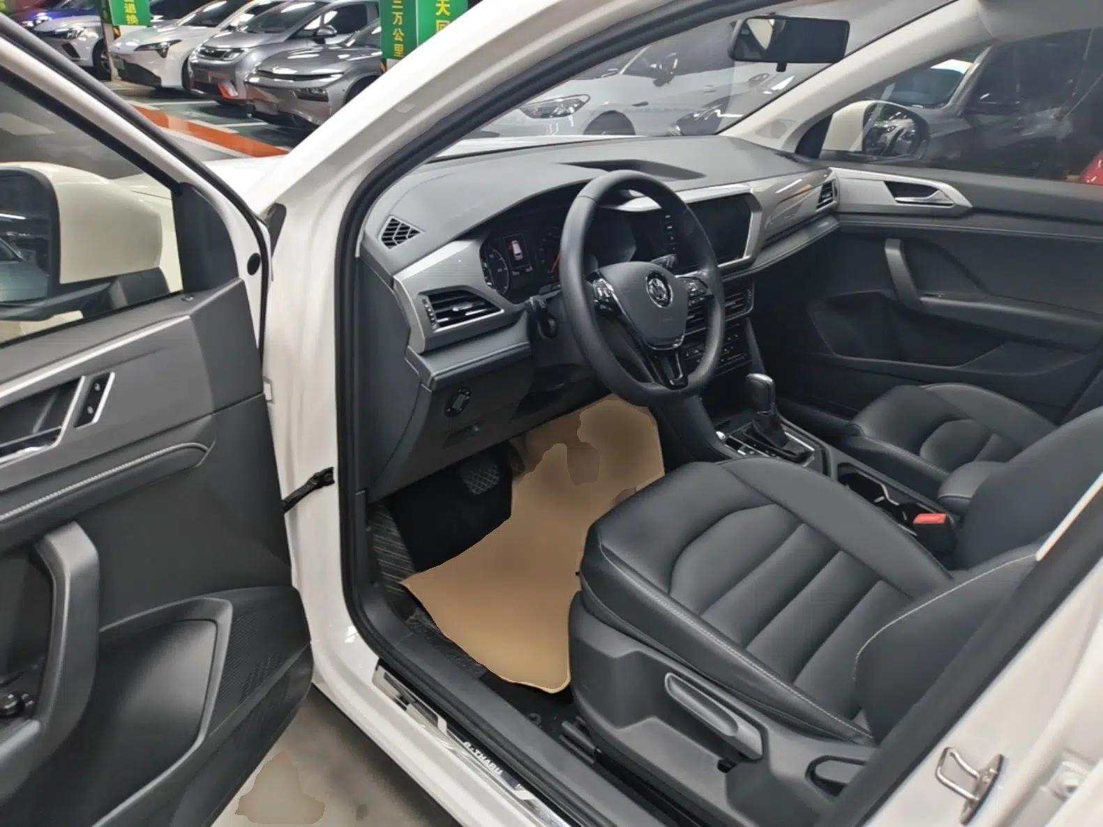 Volkswagen Tharu New Energy 2021 Panoramic Deluxe Edition — миниатюра 18