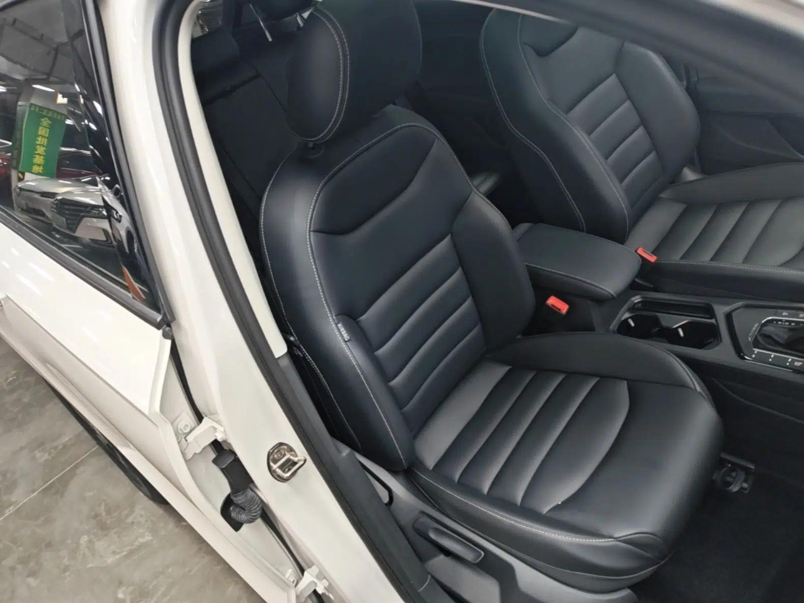 Volkswagen Tharu New Energy 2021 Panoramic Deluxe Edition — миниатюра 19