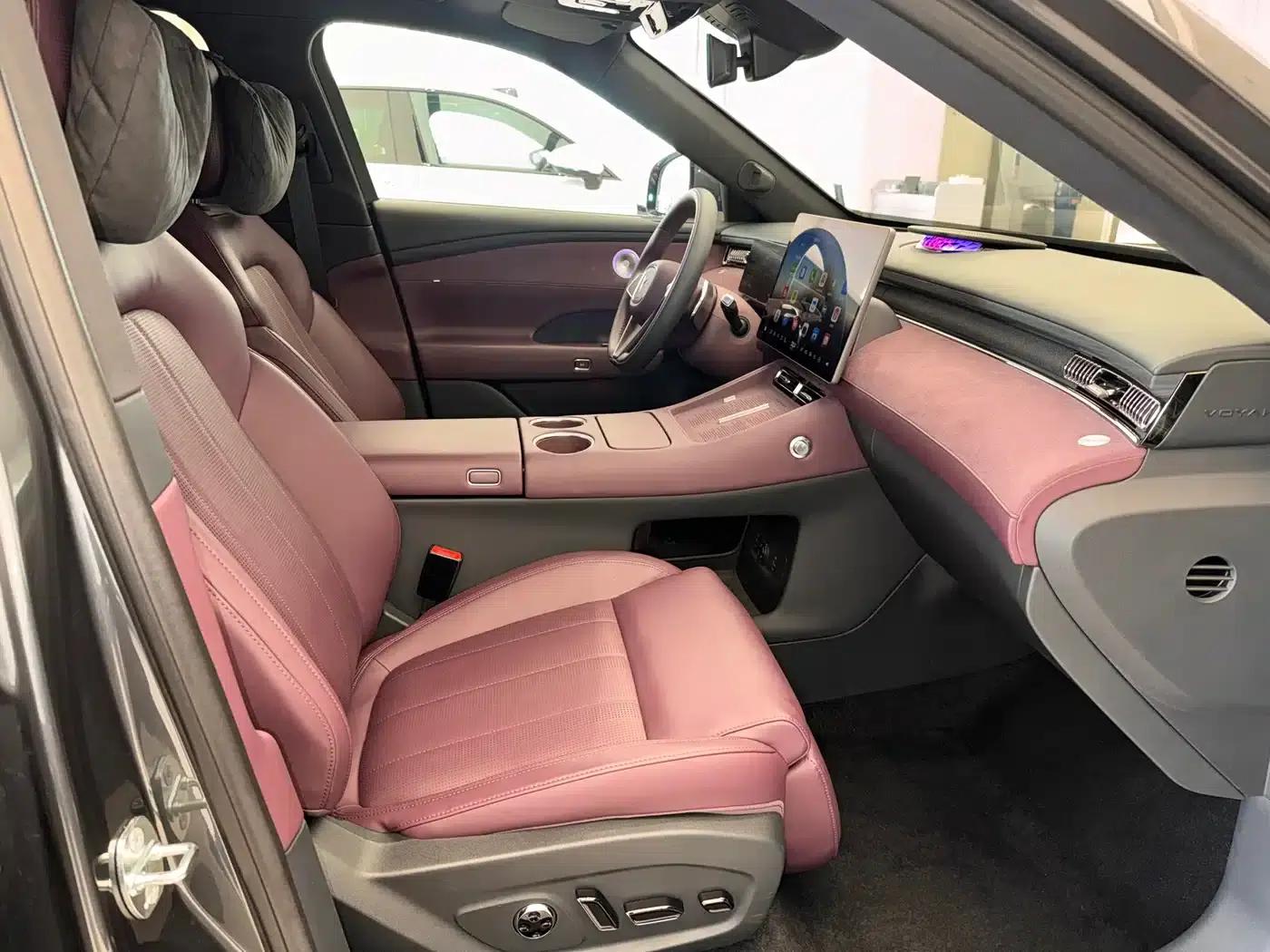 Voyah Free 2025 Model 318 259km 4WD Explorer Edition — миниатюра 16