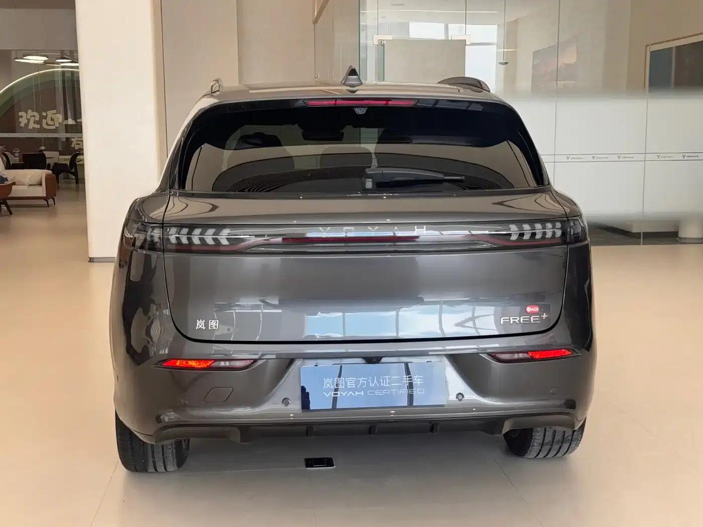 Voyah Free 2025 Model 318 259km 4WD Explorer Edition — миниатюра 8