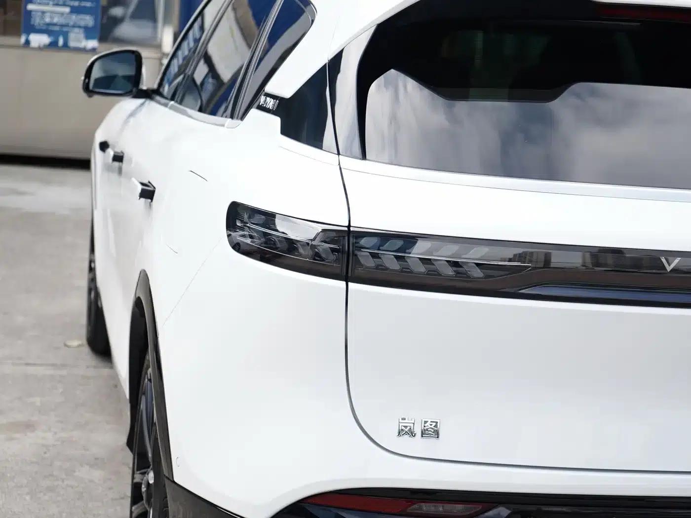Voyah Free 2024 Model - Extended Range Intelligent Driving Edition — миниатюра 14
