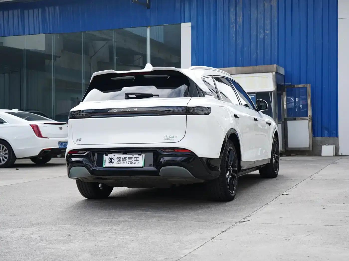 Voyah Free 2024 Model - Extended Range Intelligent Driving Edition — миниатюра 16