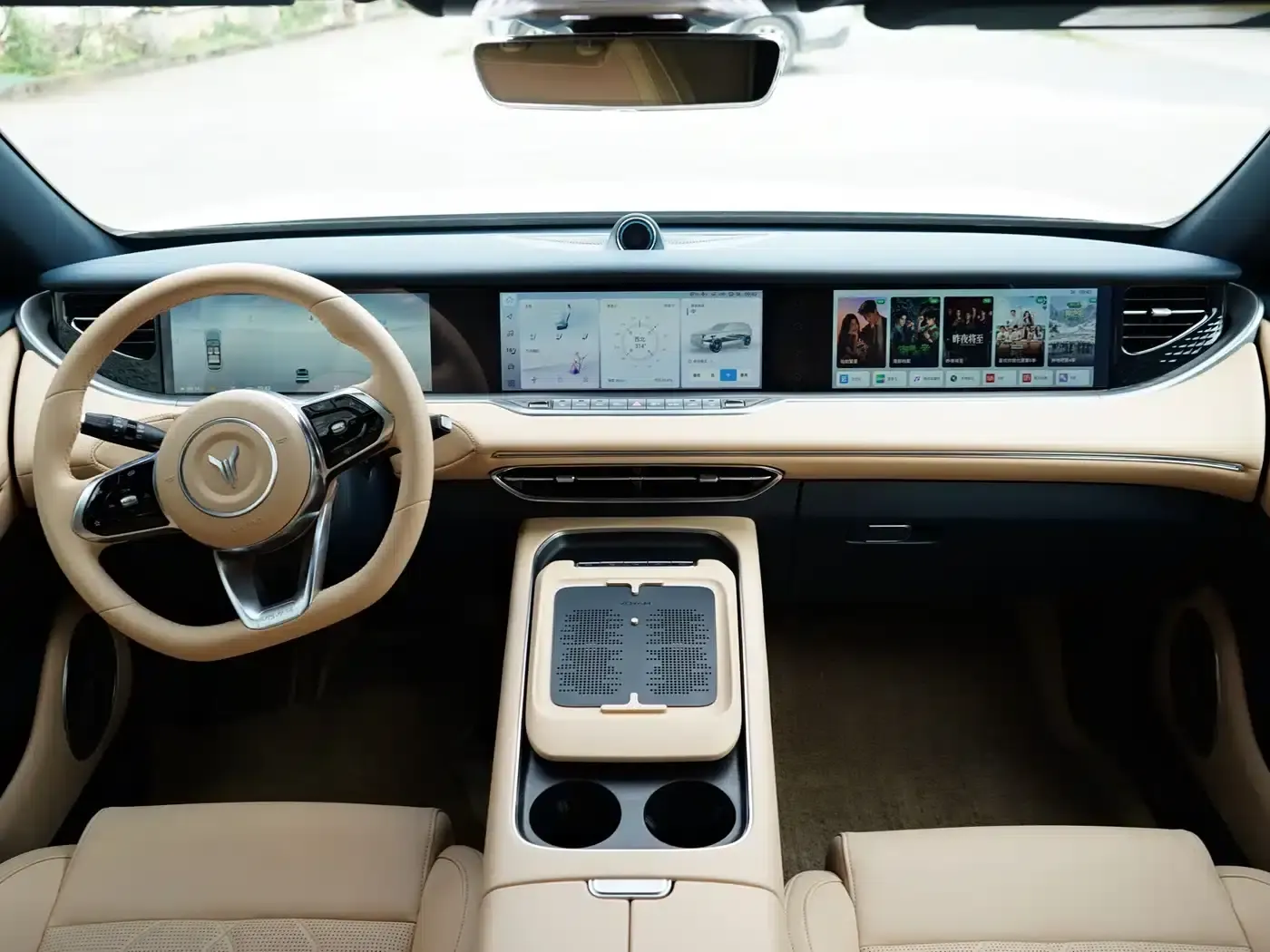 Voyah Free 2024 Model - Extended Range Intelligent Driving Edition — миниатюра 5
