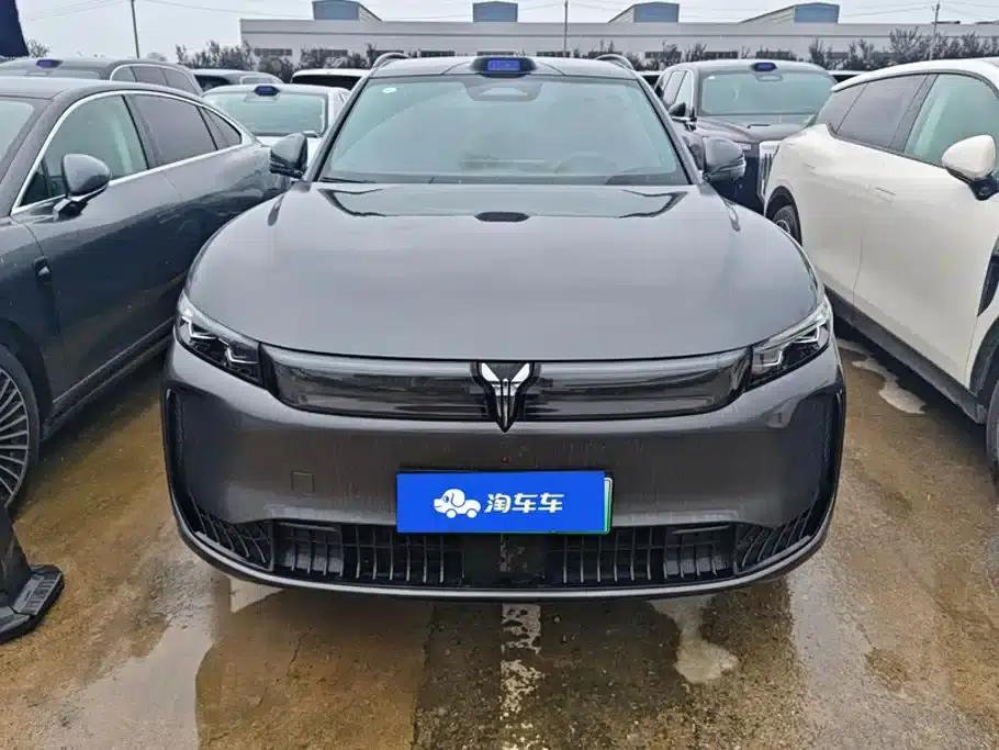 Voyah Free 2025 Free+ 4WD Sport Custom Edition — миниатюра 2