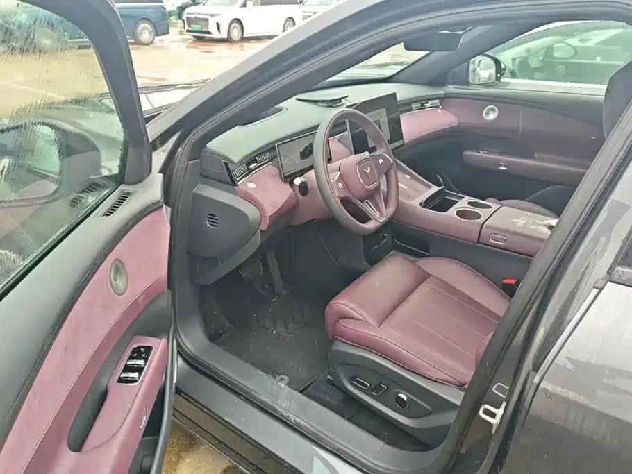 Voyah Free 2025 Free+ 4WD Sport Custom Edition — миниатюра 9