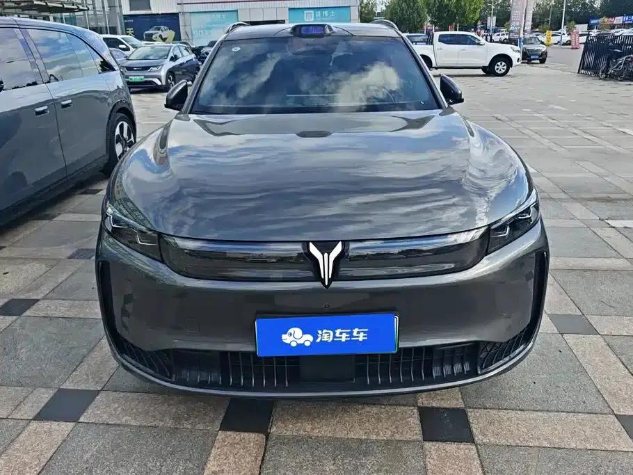 Voyah Free 2025 Free+ 4WD Sport Custom Edition — миниатюра 2