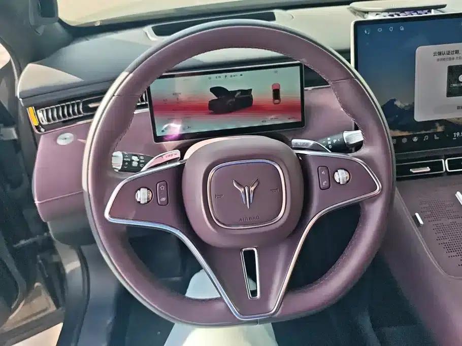 Voyah Free 2025 Free+ 4WD Sport Custom Edition — миниатюра 15