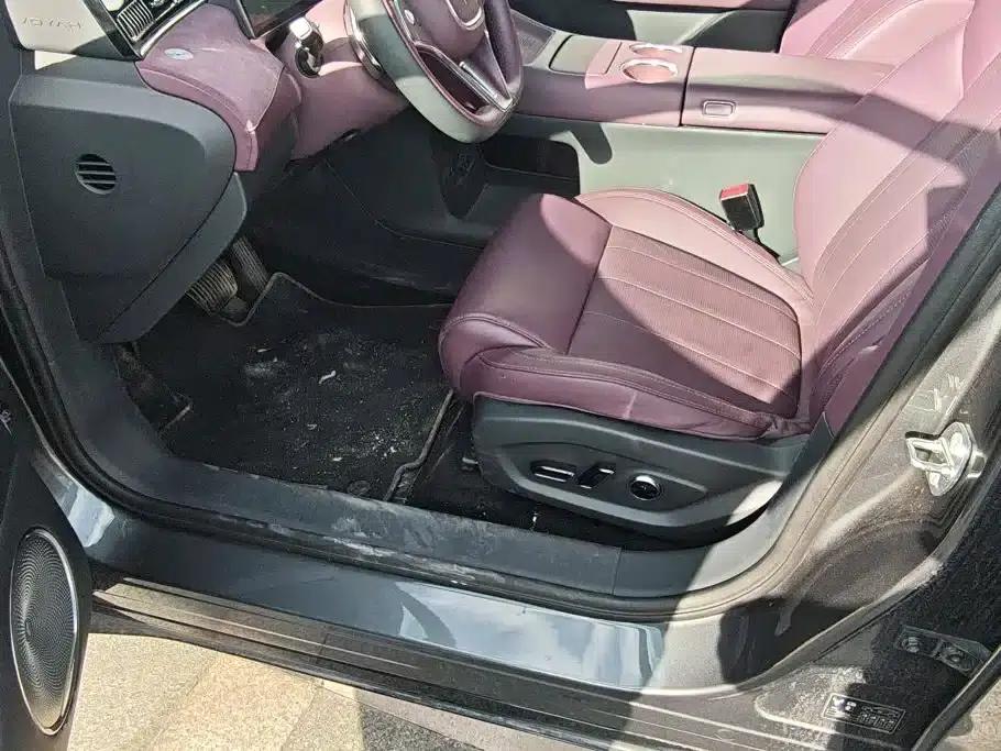 Voyah Free 2025 Free+ 4WD Sport Custom Edition — миниатюра 9
