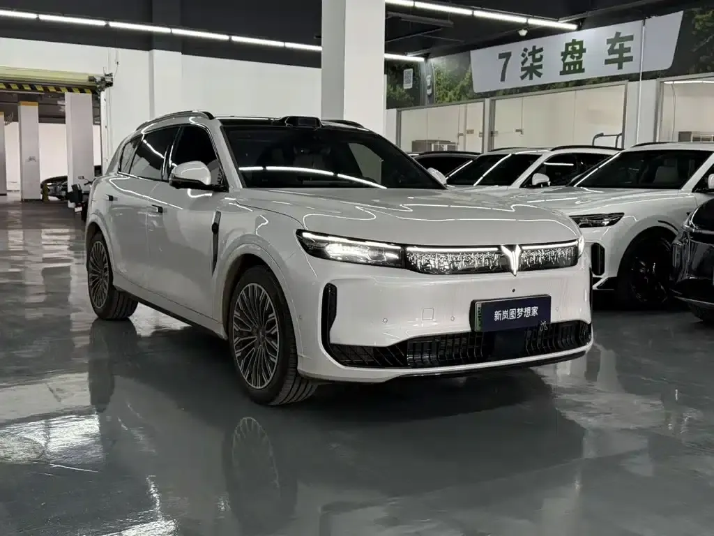 Voyah Free 2025 Free+ 4WD Qiankun Edition — миниатюра 2