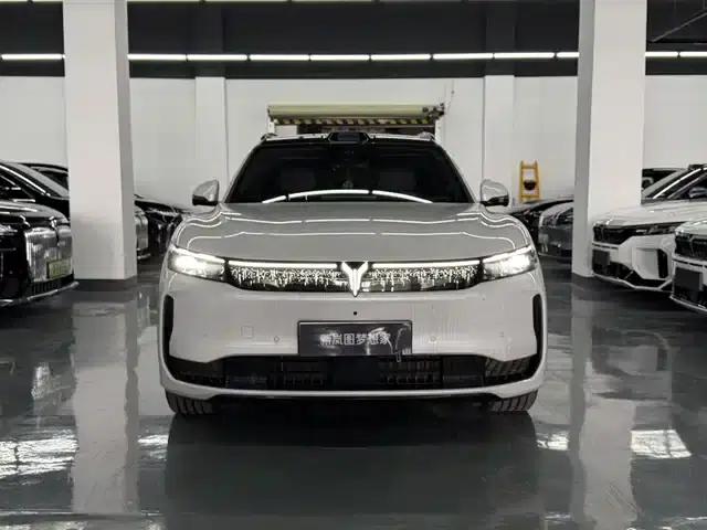 Voyah Free 2025 Free+ 4WD Qiankun Edition