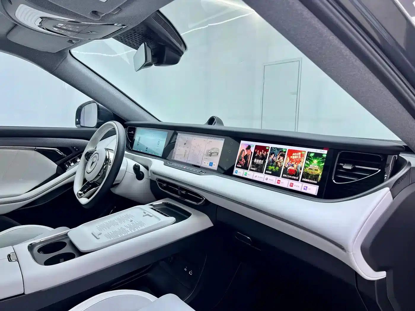 Voyah Free 2025 Model 318 259km 4WD Explorer Edition — миниатюра 30