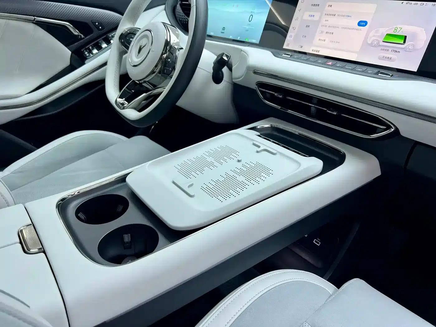 Voyah Free 2025 Model 318 259km 4WD Explorer Edition — миниатюра 33