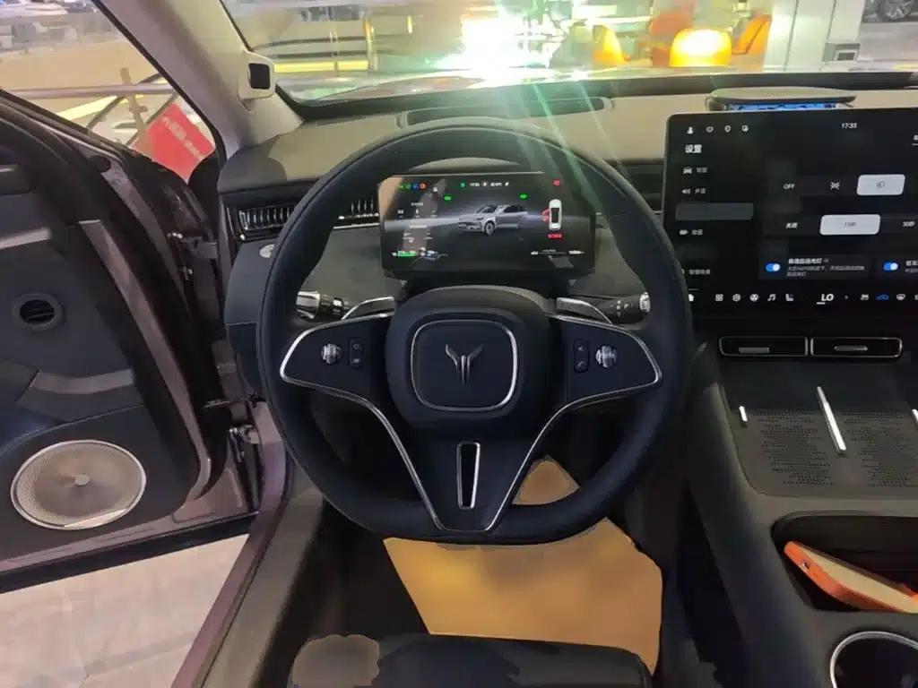 Voyah Free 2025 Free+ 4WD Qiankun Edition — миниатюра 11