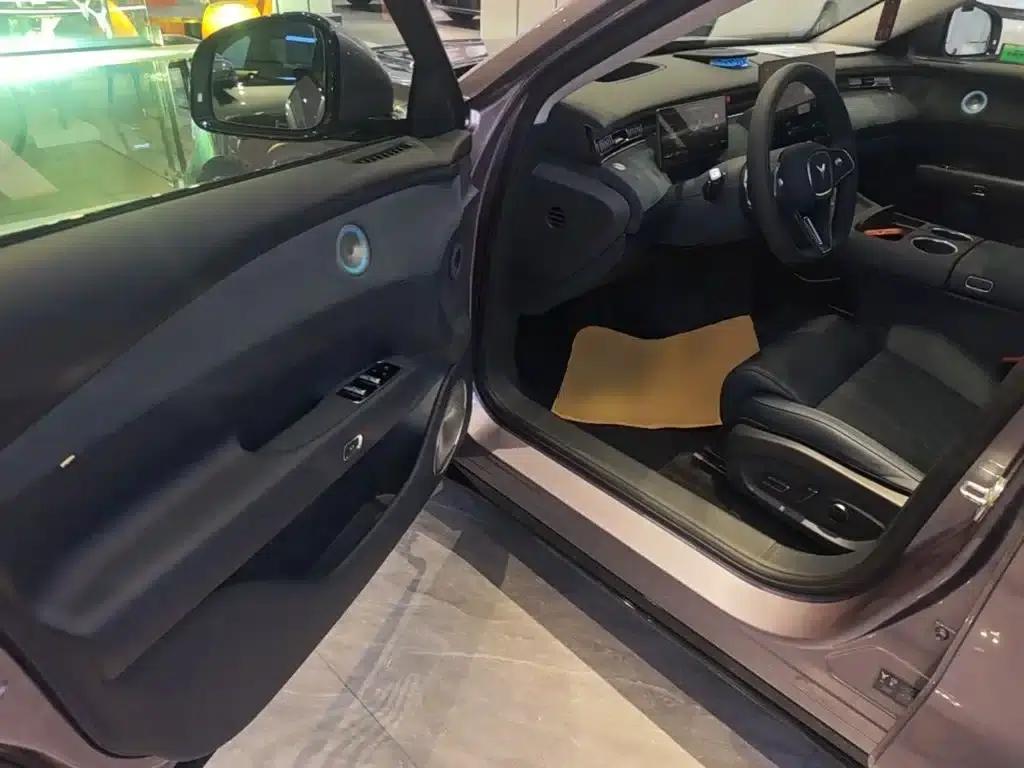Voyah Free 2025 Free+ 4WD Qiankun Edition — миниатюра 16