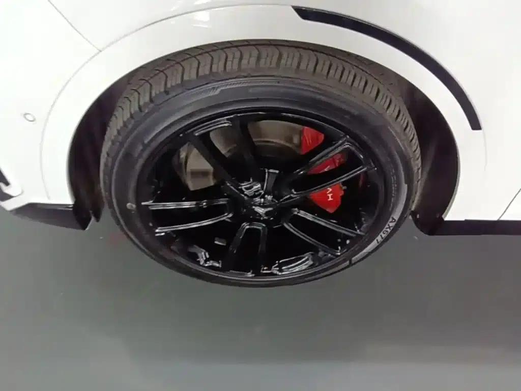 Voyah Free 2025 Model 318 259km 4WD Explorer Edition — миниатюра 23