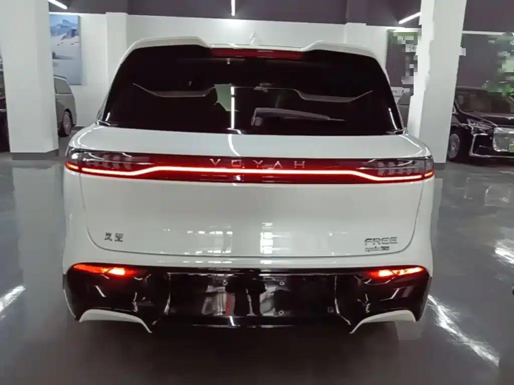 Voyah Free 2025 Model 318 259km 4WD Explorer Edition — миниатюра 6