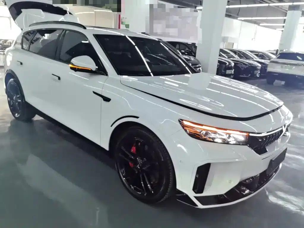 Voyah Free 2025 Model 318 259km 4WD Explorer Edition — миниатюра 4