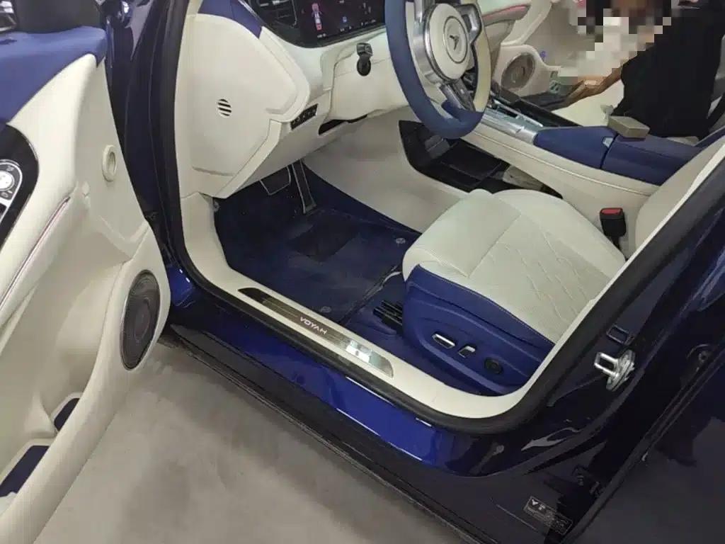 Voyah Free 2021 Two-Wheel Drive Standard Pure Electric City Edition — миниатюра 16