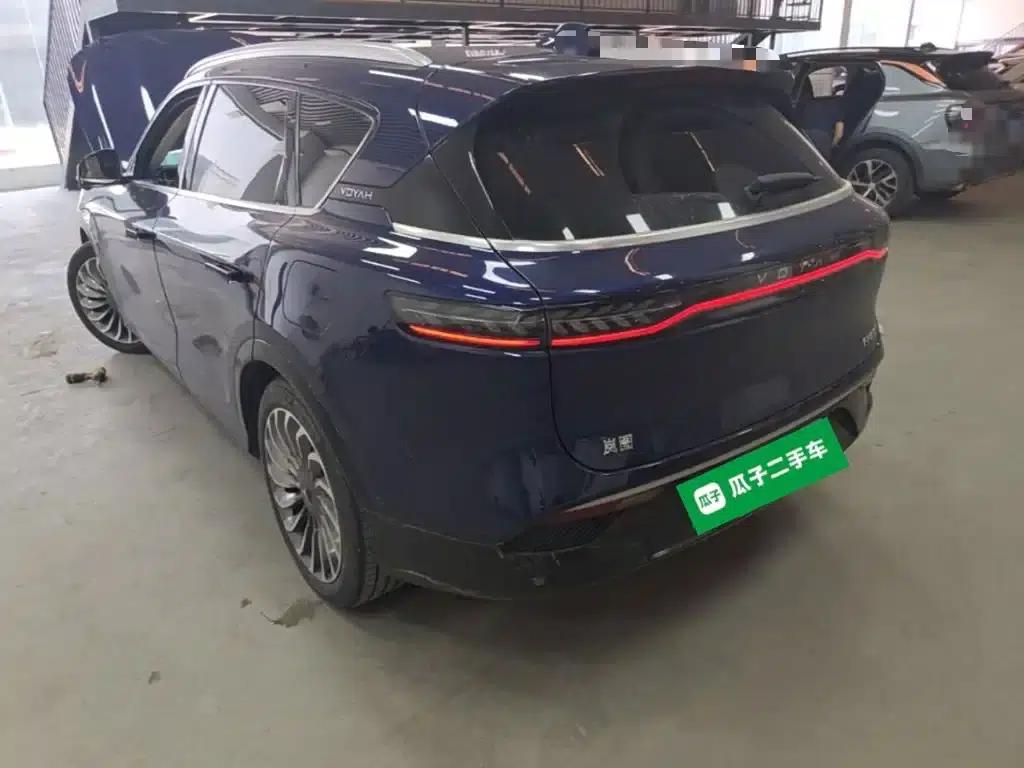 Voyah Free 2021 Two-Wheel Drive Standard Pure Electric City Edition — миниатюра 5
