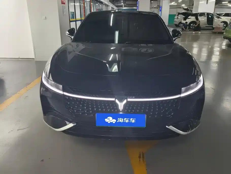 Voyah Chasing the Light 2024 PHEV AWD Long Range Flagship Edition — миниатюра 2