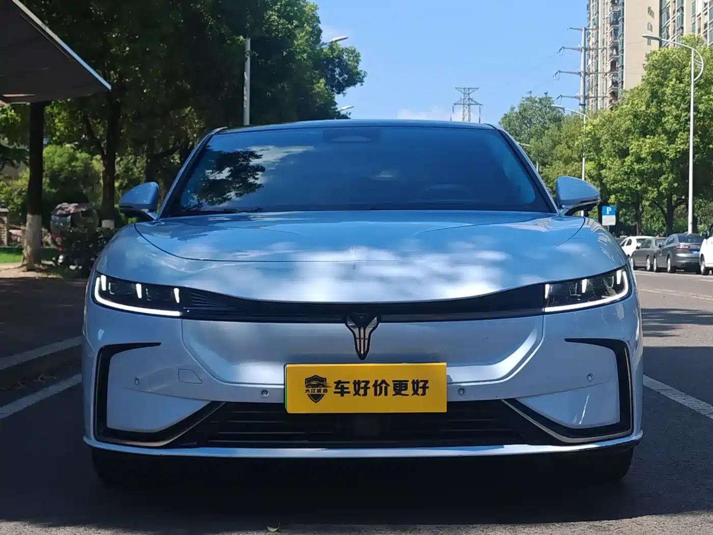 Voyah Chase 2023 AWD Standard Edition — миниатюра 3