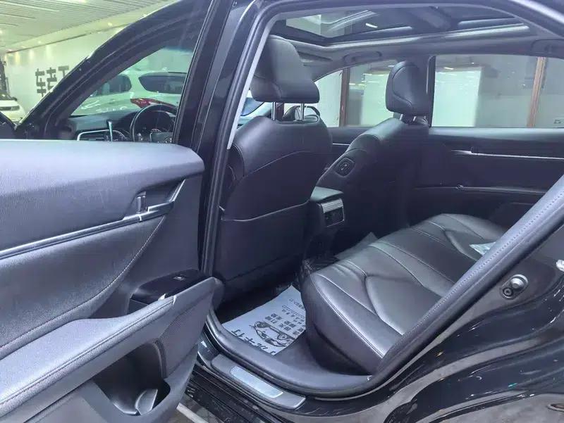 Camry 2019 Hybrid 2.5HG Luxury Edition (China VI Emission Standard) — миниатюра 9