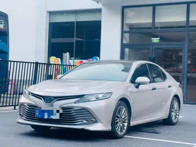Camry 2018 Hybrid 2.5HQ Flagship Edition