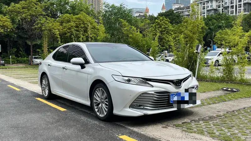 Camry 2019 Facelift 2.5G Luxury Edition — миниатюра 3
