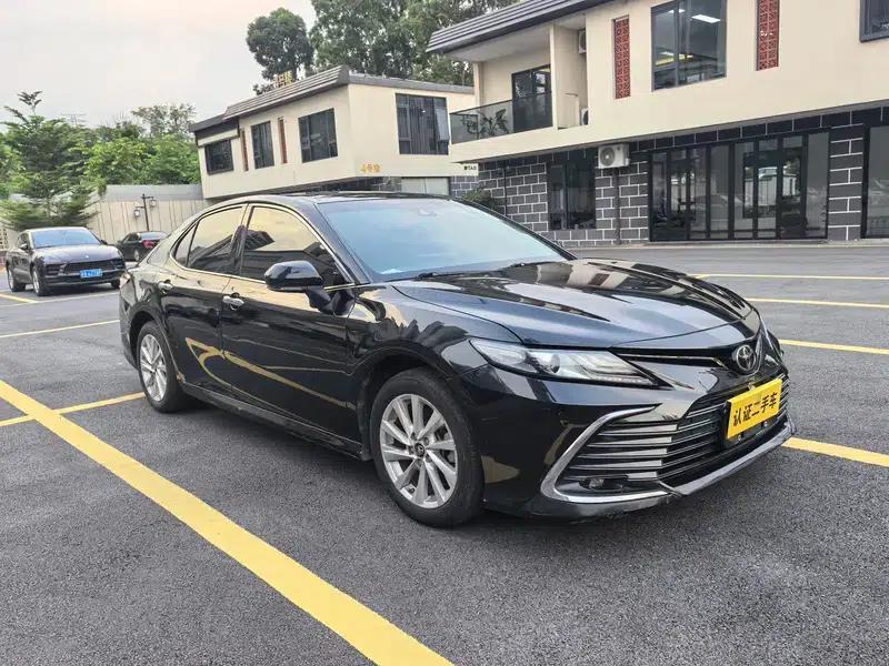 2021 Camry 2.0G Luxury Edition — миниатюра 3