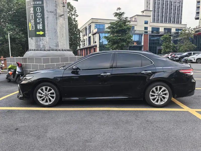 2021 Camry 2.0G Luxury Edition — миниатюра 4