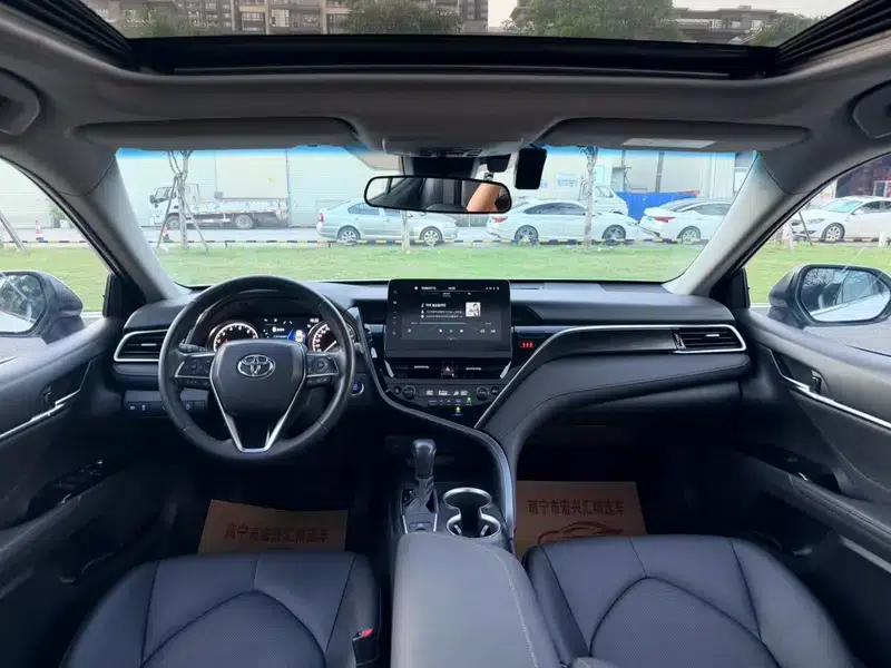 2021 Camry 2.0G Luxury Edition — миниатюра 9