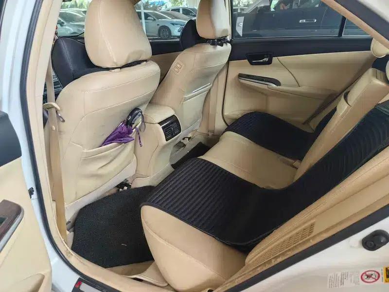 2015 Camry Hybrid 2.5HG Luxury Navigation Edition — миниатюра 10