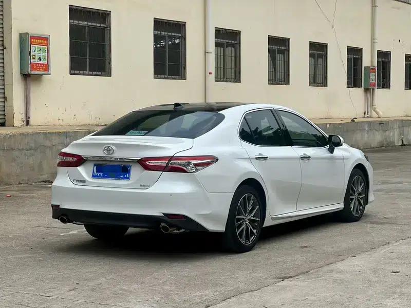 2023 Camry 2.5G Luxury Edition — миниатюра 6