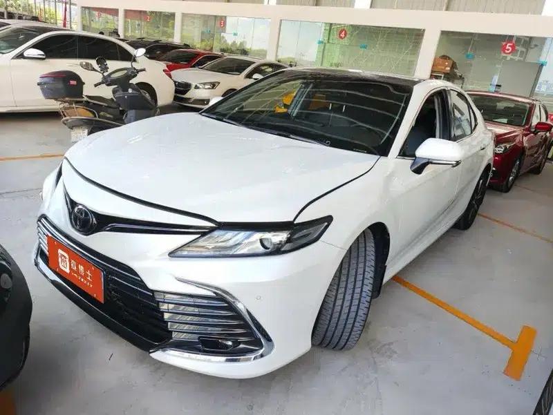 Camry 2021 2.5G Luxury Edition — миниатюра 1