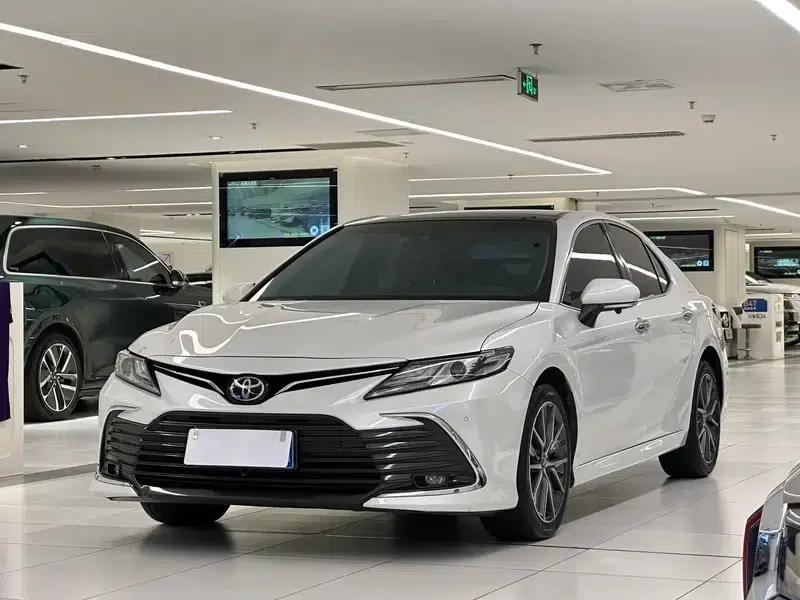 Camry 2021 2.5G Luxury Edition — миниатюра 1