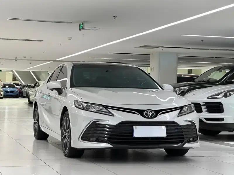 Camry 2021 2.5G Luxury Edition — миниатюра 3