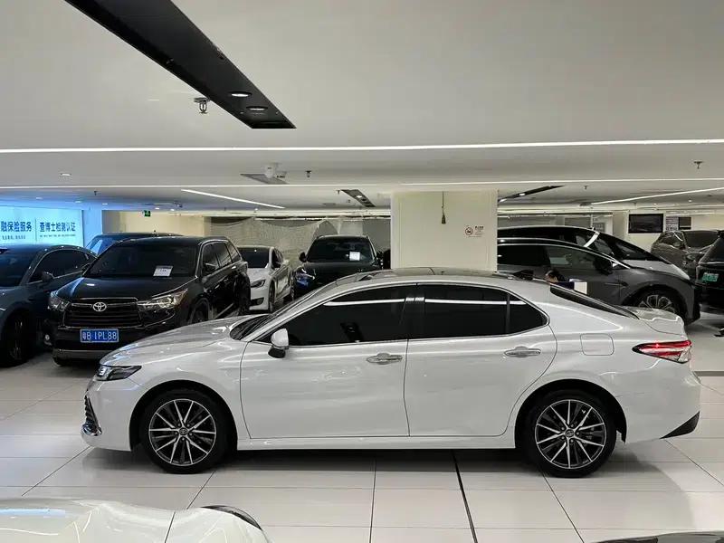 Camry 2021 2.5G Luxury Edition — миниатюра 4