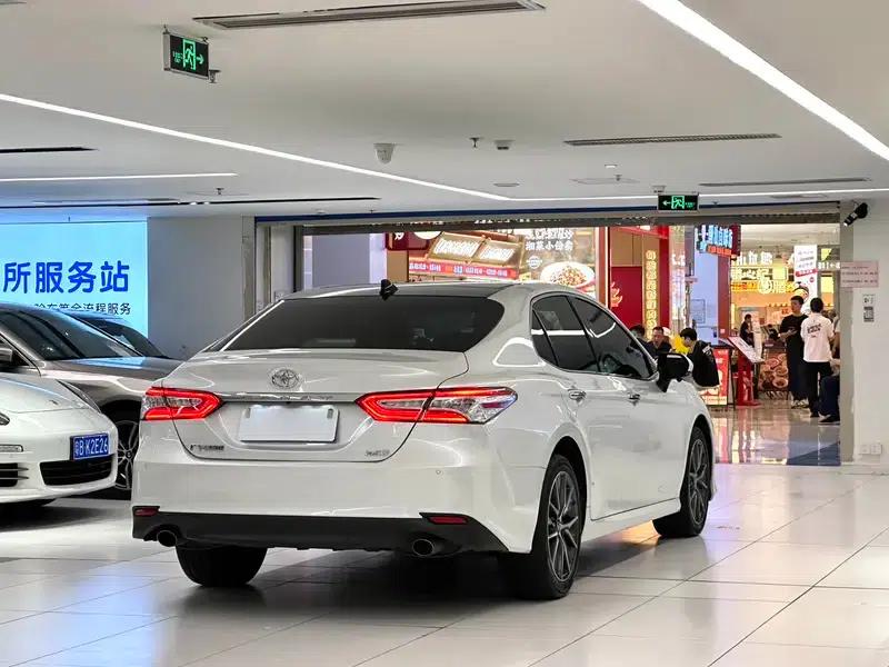 Camry 2021 2.5G Luxury Edition — миниатюра 7