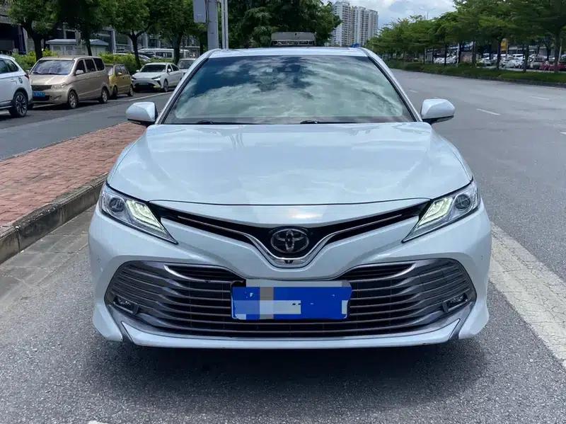 Camry 2019 Facelift 2.0G Luxury Edition — миниатюра 2