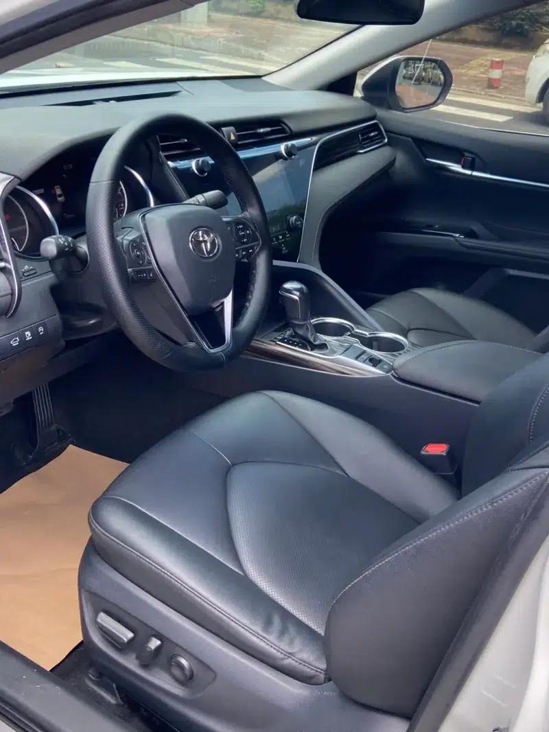 Camry 2019 Facelift 2.0G Luxury Edition — миниатюра 9